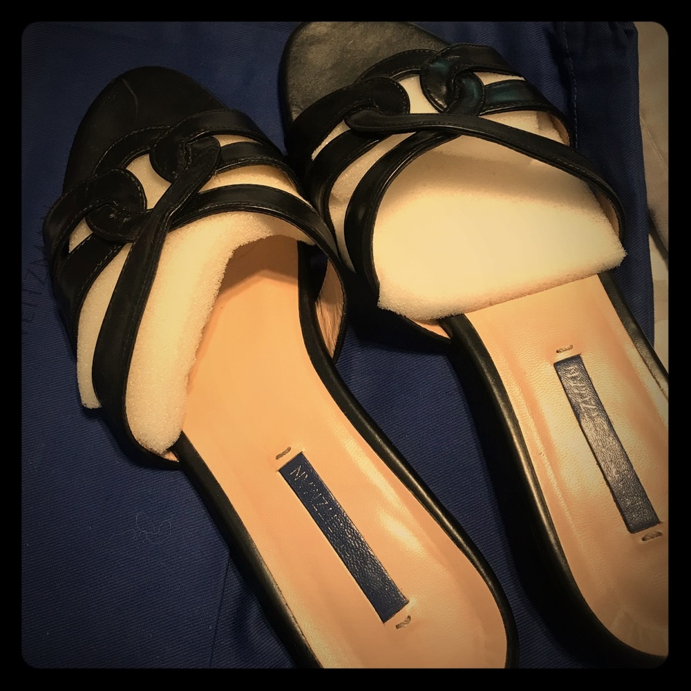 Stuart Weitzman Cami Slide sz 7.5